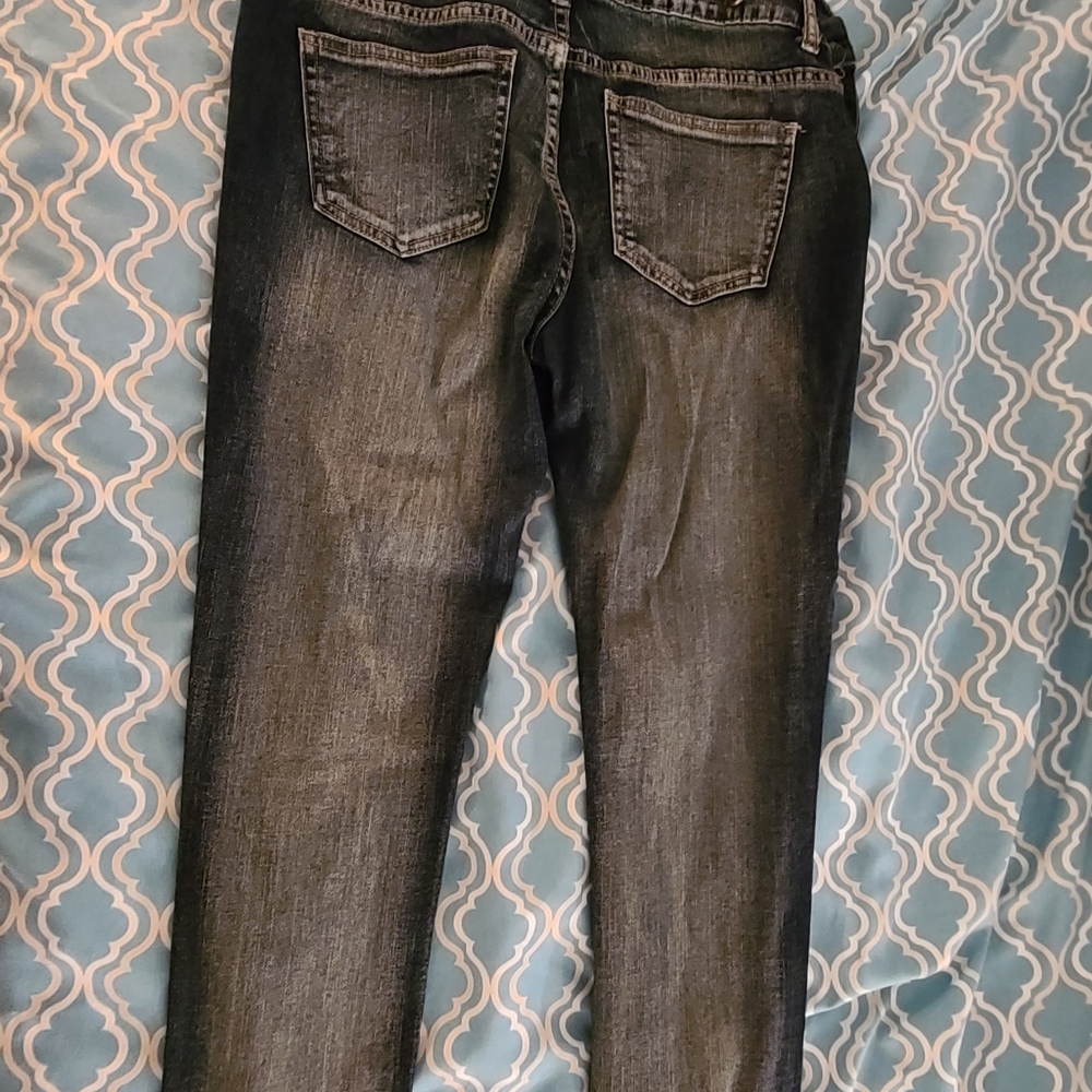 Jeans - Picture 2 of 3
